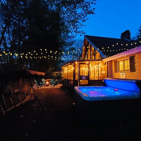 Walk To Pool & Beach - Spacious Gateway, Hot Tub, Game Room Pocono Country Place Buitenkant foto