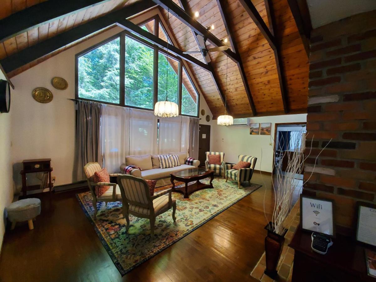 Walk To Pool & Beach - Spacious Gateway, Hot Tub, Game Room Pocono Country Place Buitenkant foto