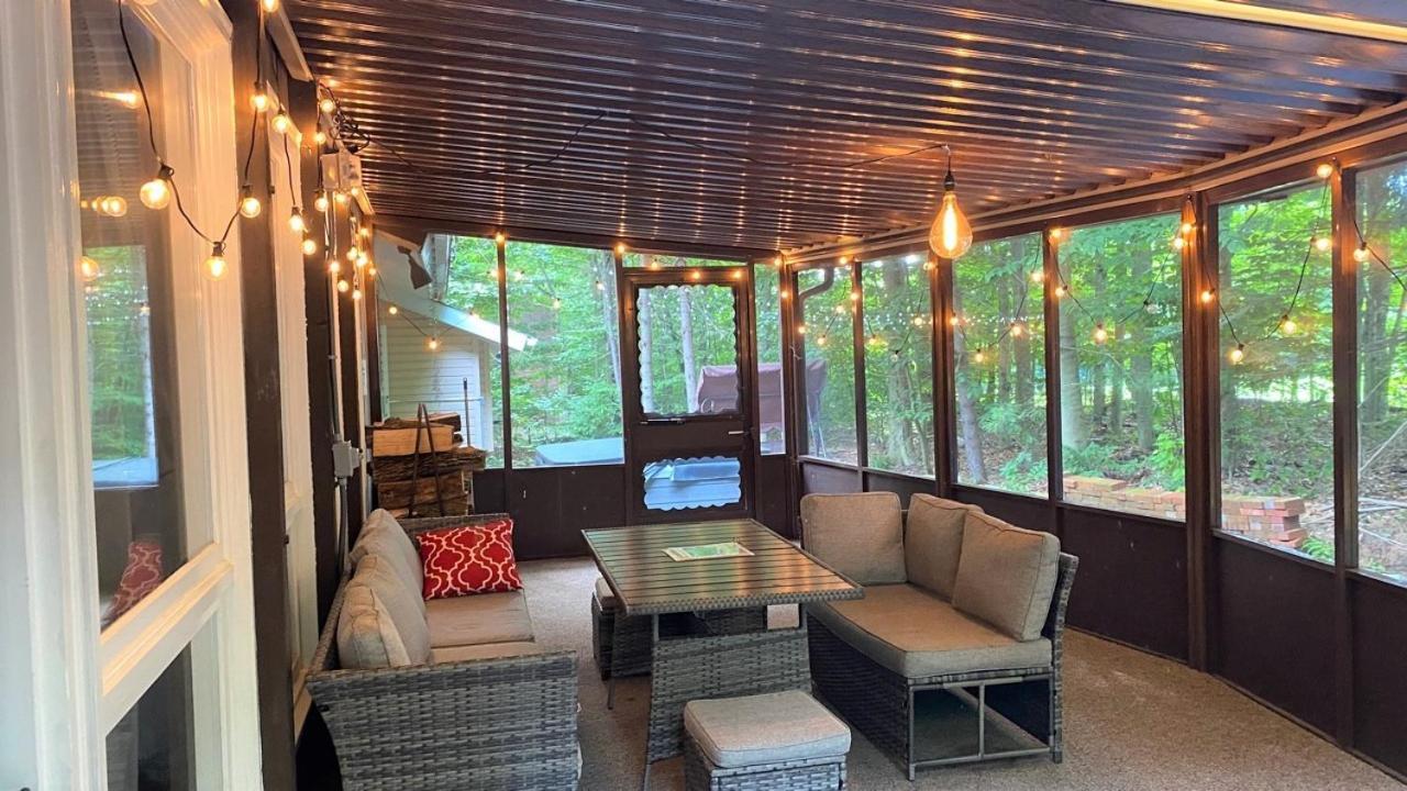Walk To Pool & Beach - Spacious Gateway, Hot Tub, Game Room Pocono Country Place Buitenkant foto